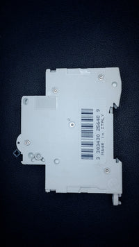 C32 Schneider Electric C60HC 32A Circuit Breaker
