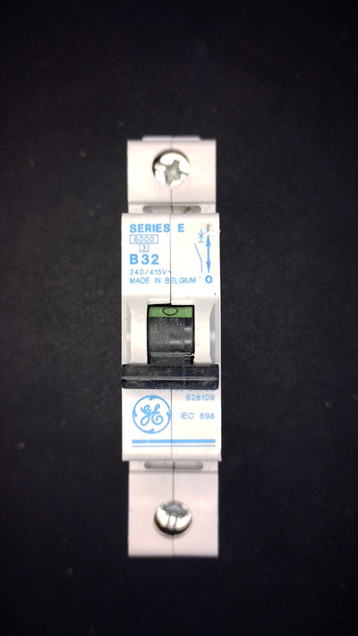B32 GE Series E MCB B32 (32A, 1 Pole)