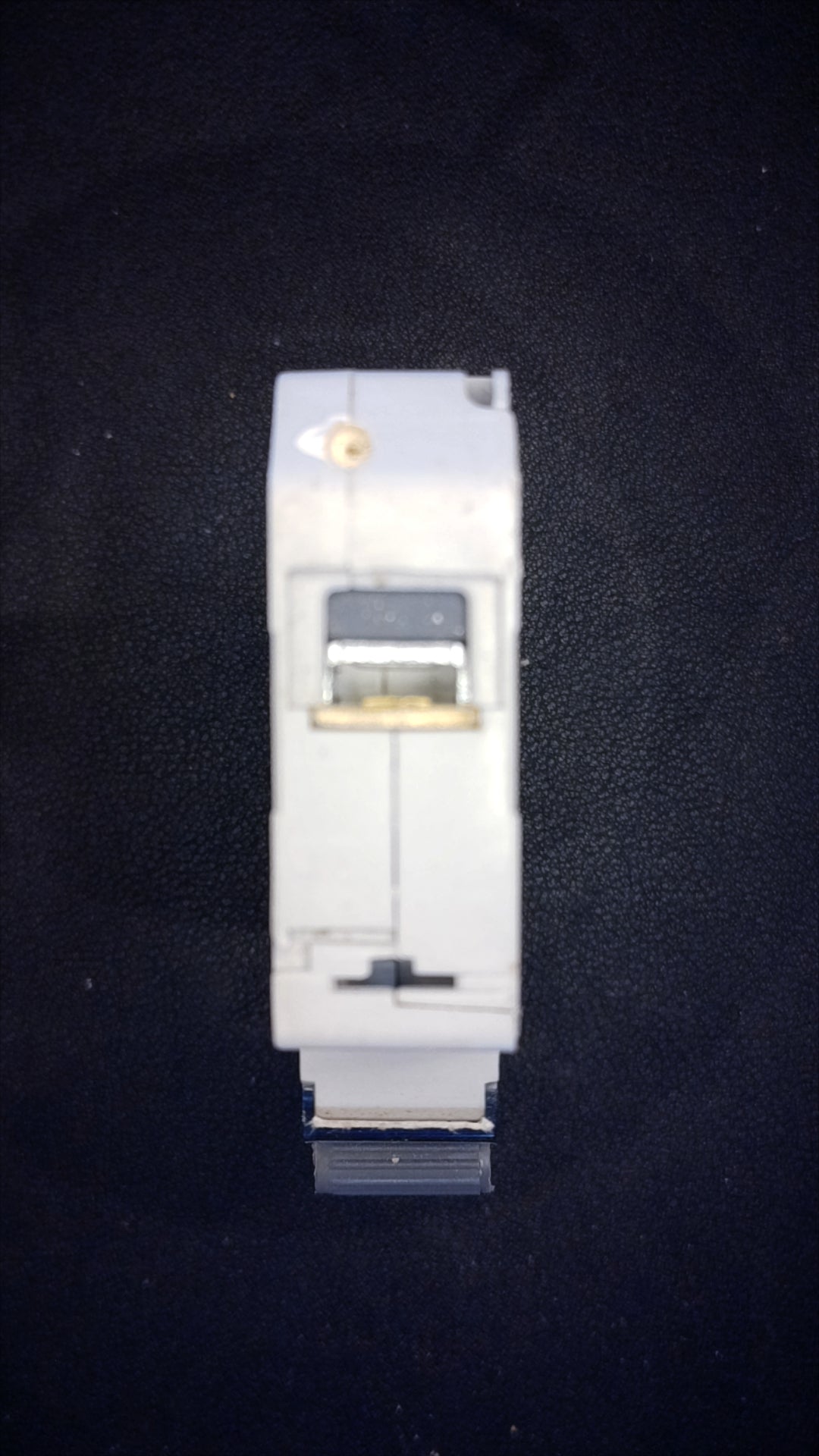 B6 Newlec 1P 6A Circuit Breaker (Newlec-R65RSH)
