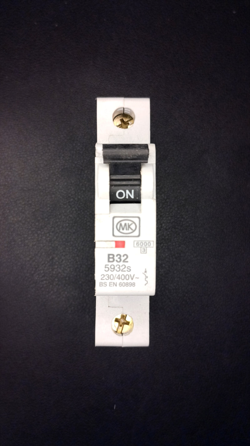 B32 MK MCB B32 5932s (32A, 1-Pole)