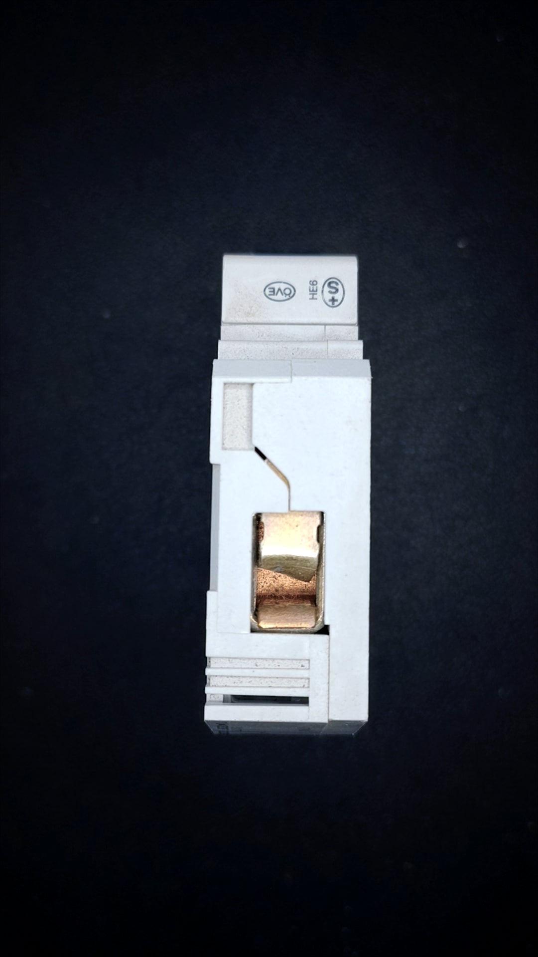 B40 Hager MT 140 40A Circuit Breaker (1 Pole, 6000A)