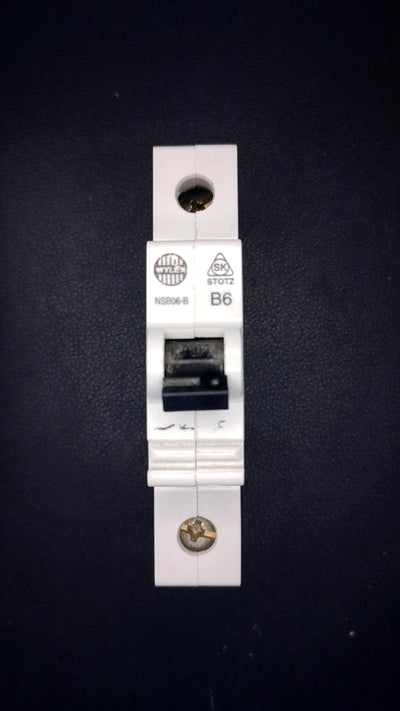 B6 Wylex NSB06-B 6A Circuit Breaker