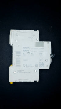 C32 Schneider Electric iC60H 32A Circuit Breaker (1 Pole, 6000A Breaking Capacity)