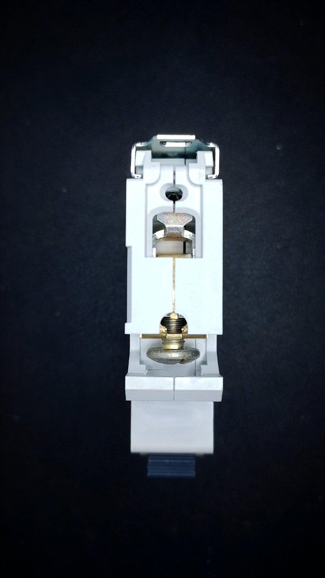 B40 Hager MT 140 40A Circuit Breaker (1 Pole, 6000A)