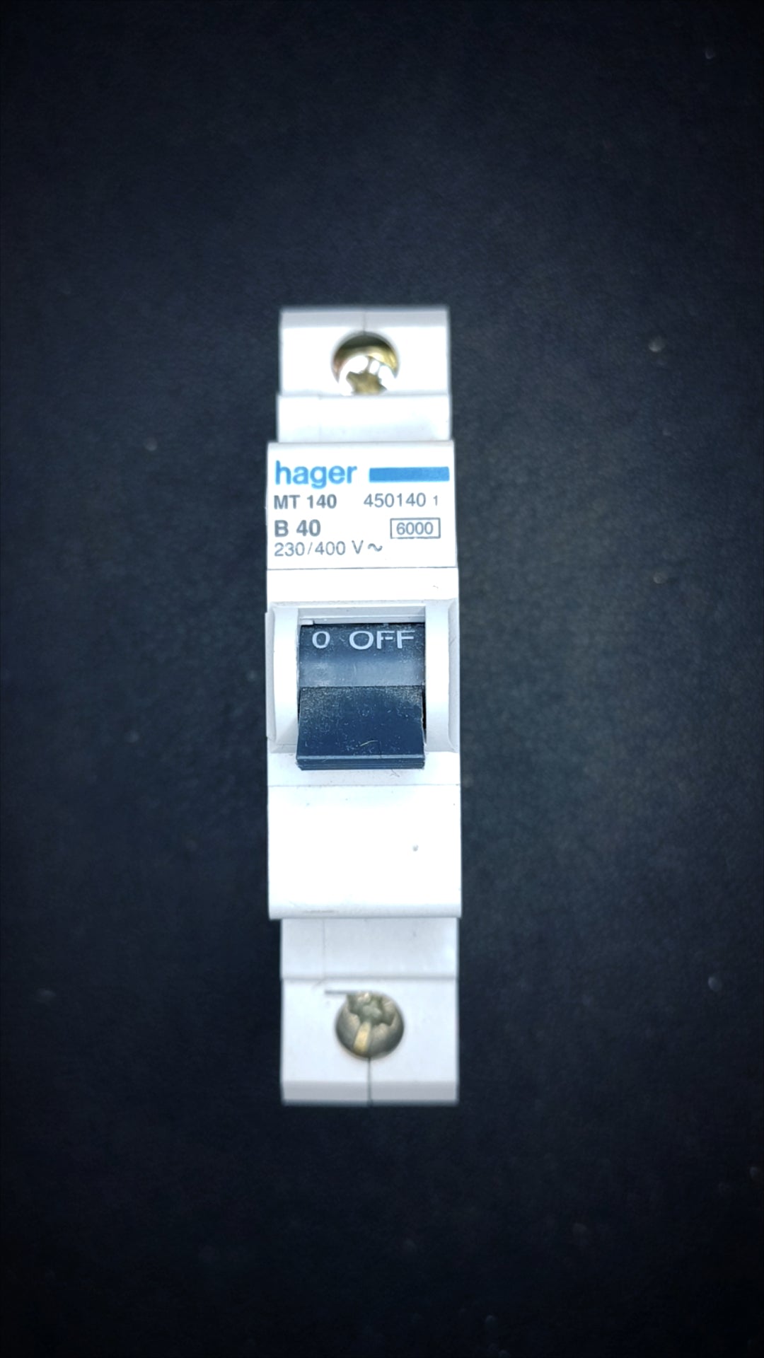 B40 Hager MT 140 40A Circuit Breaker (1 Pole, 6000A)