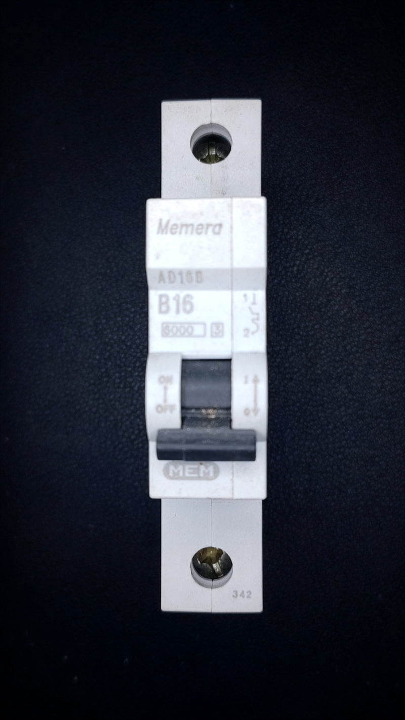 B16 Memera AD16B 16A Circuit Breaker