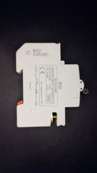 B32 Wylex NSB32 B32 MCB Series 3 (offset top terminal)