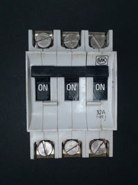 MK LN8632 32A MCB