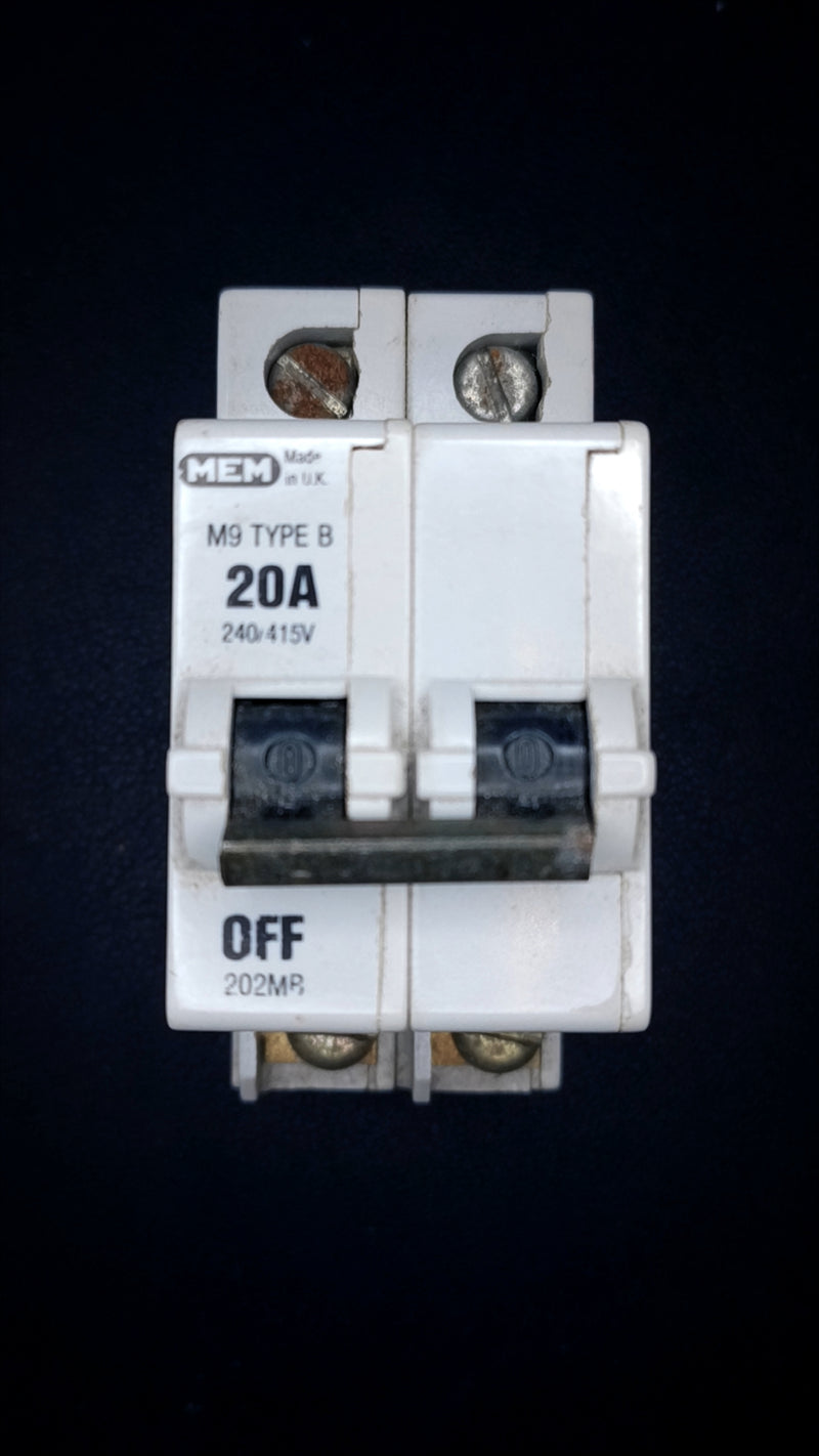 B20 MEM M9 20A 202mb Type B Circuit Breaker