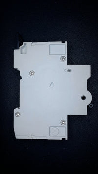 B16 Memera AD16B 16A Circuit Breaker