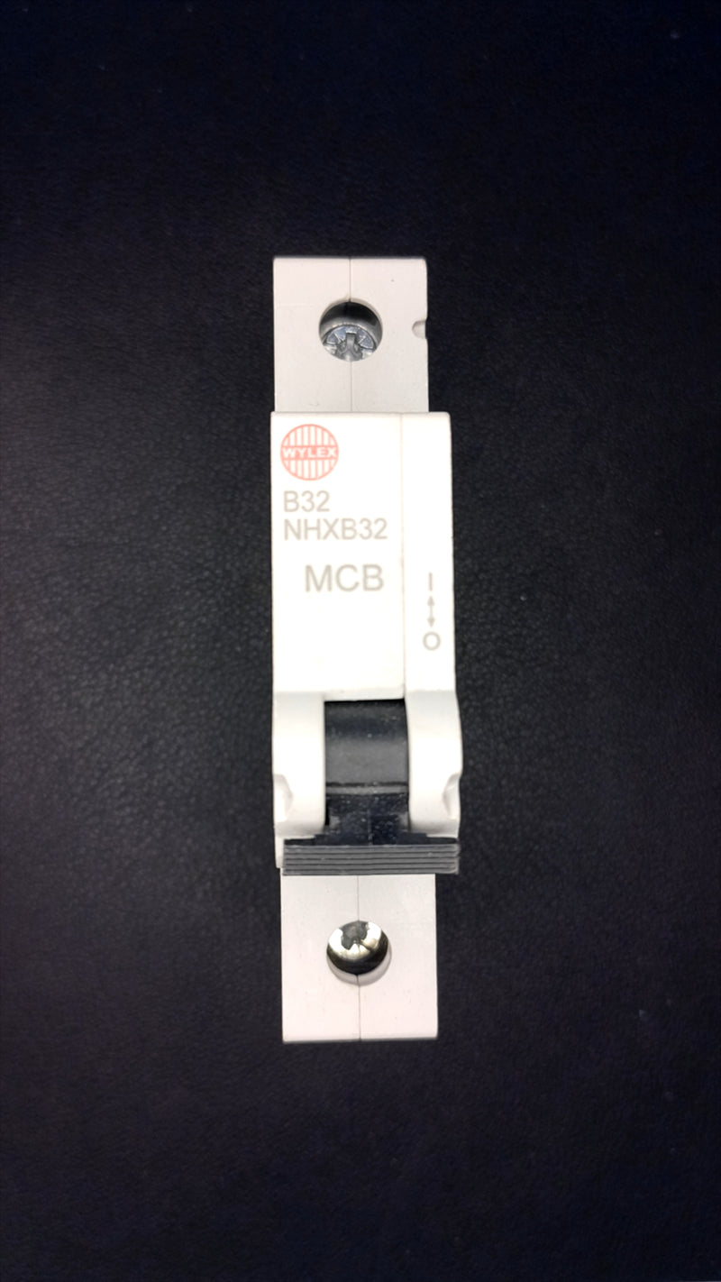 B32 Wylex NHXB32 32A Single Pole MCB