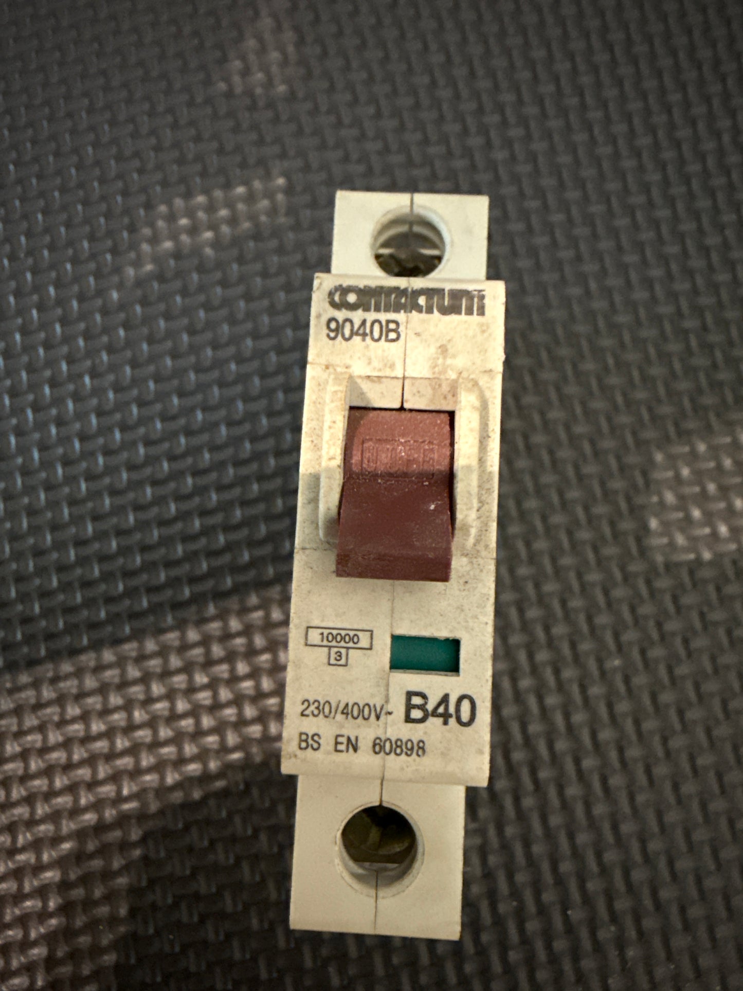 B40 Contactum B 40A 9040B MCB (1-Pole, 6000A Breaking Capacity)