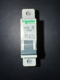 B6 Schneider Electric DOM06B6 B6 6A Circuit Breaker