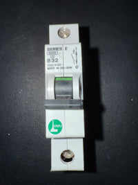 B32 Steeple Series E B32 32A MCB (1-Pole, 6000A)