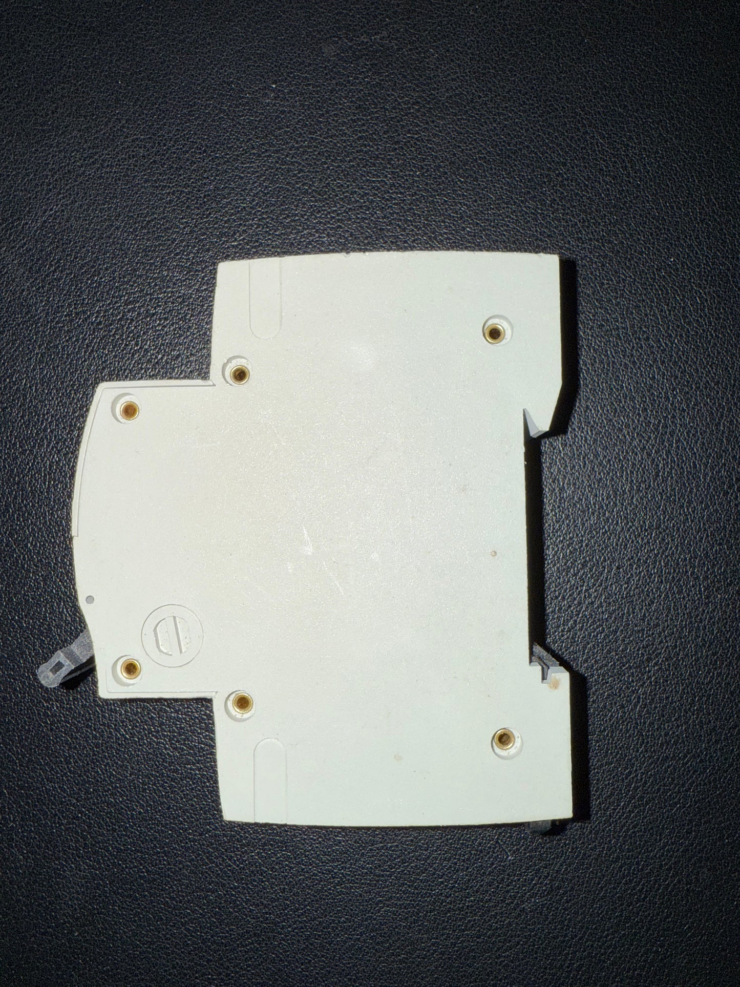 C32 BG BRITISH GENERAL CUMB32 (32A, 1 Pole, 6000A)