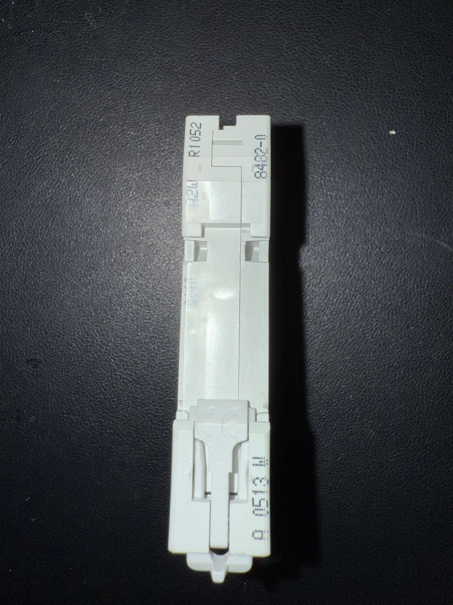 C16 Schneider Electric B63 16A MCB C60HB 25850