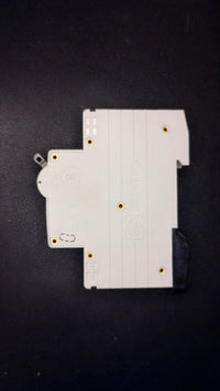 C32 MK 5932s 32A Circuit Breaker