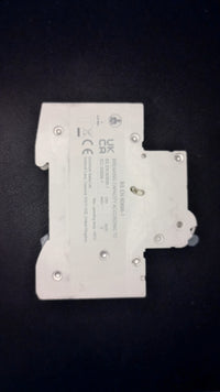 B32 Wylex NHXLB32 32A Circuit Breaker