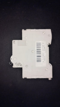 C32 Schneider 25704 32A