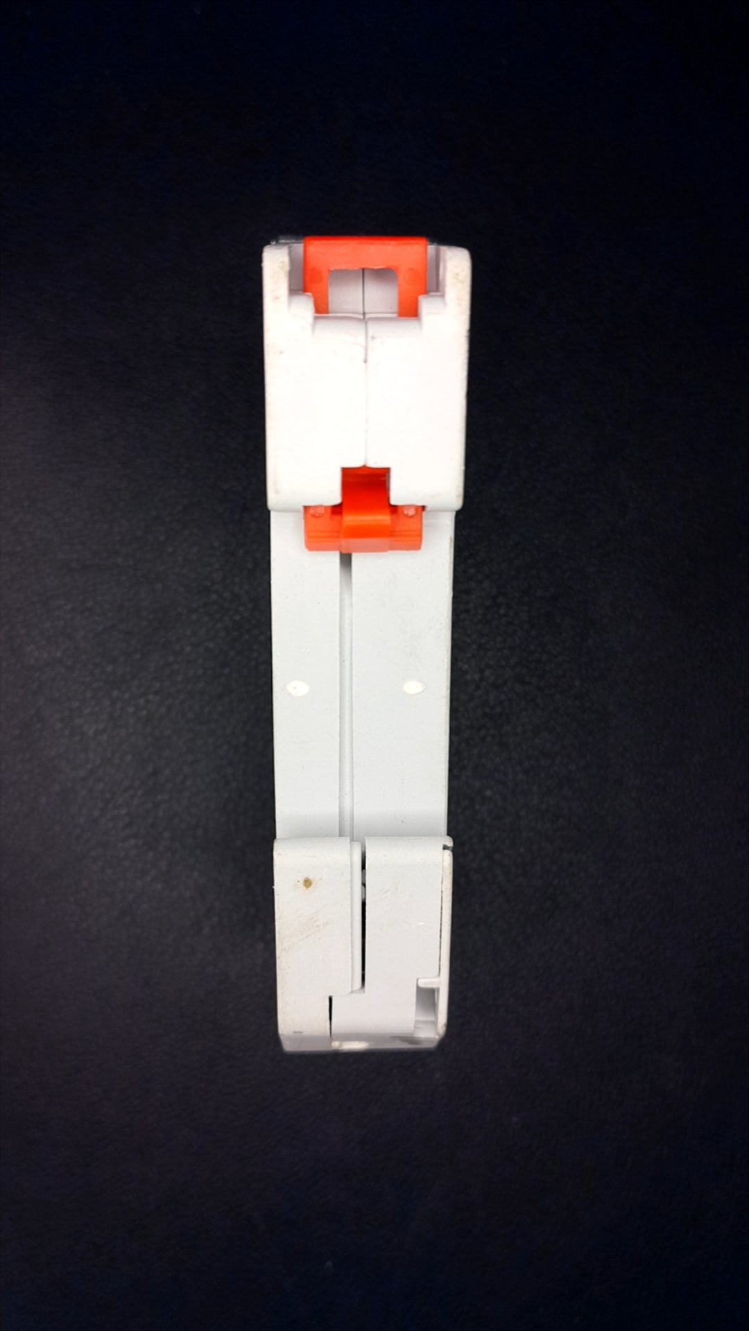 B6 Wylex NSB06 6A Series 3 (Offset Top Terminal) Circuit Breaker