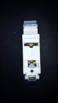 B32 Hager MTN132 32A Circuit Breaker (1 Pole, 6000A)