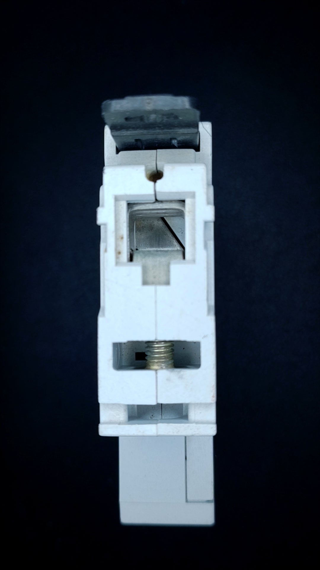 B6 MEM MEMERA 2000 ALBO61 6A Circuit Breaker