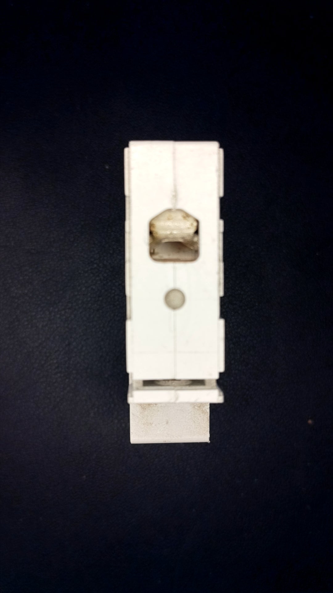 B32 Wylex NSB32 32A Series 2 Circuit Breaker (Black Clip)