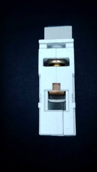 B16 MEM ALB151 16A Memera 2000 MCB (Single Pole, 6000A)