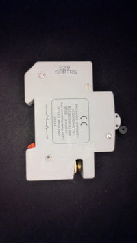 B20 Wylex NSB20 20A Series 3 MCB (Centre Top Terminal)