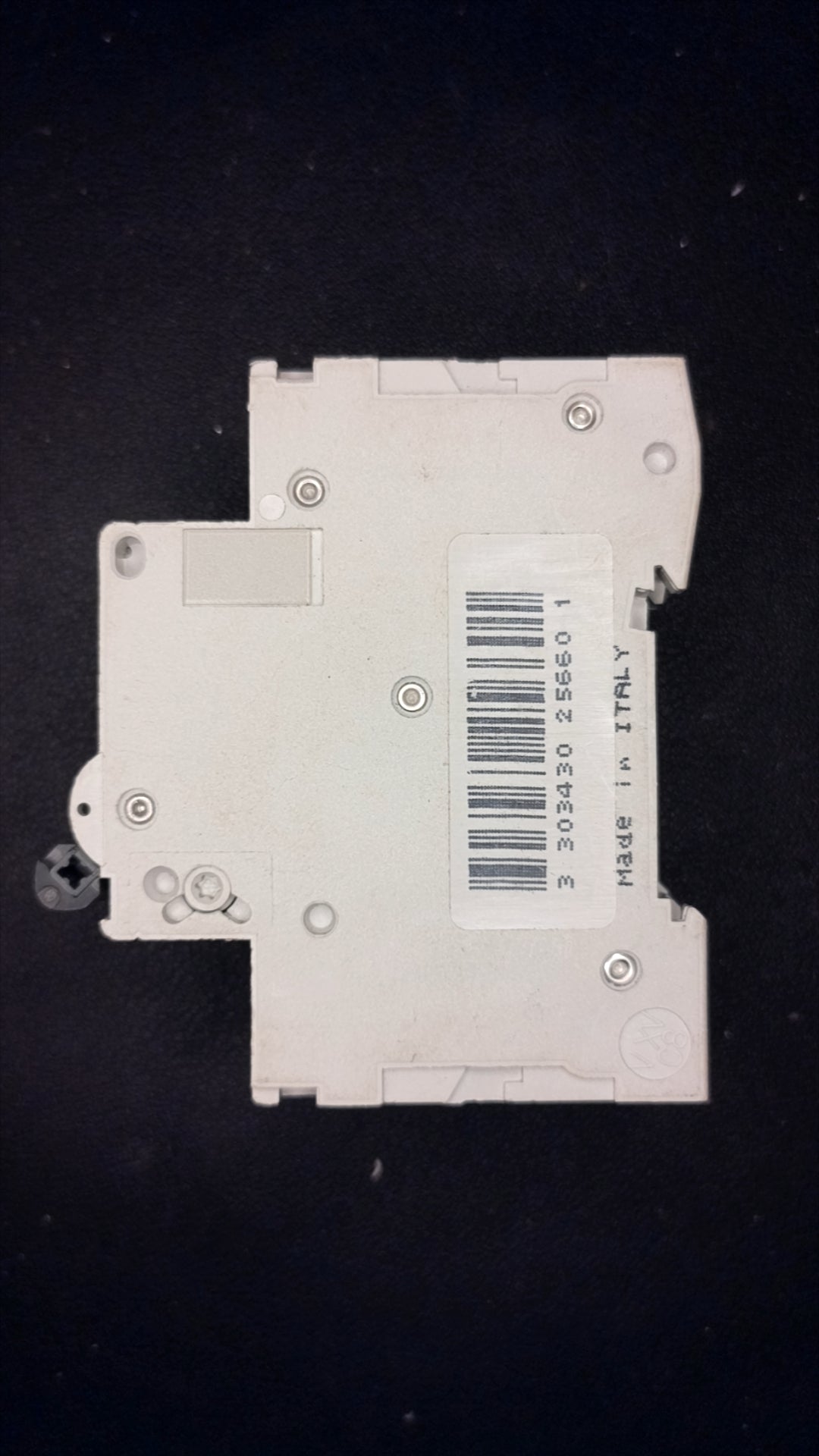 C20 Schneider Electric C60HC 20