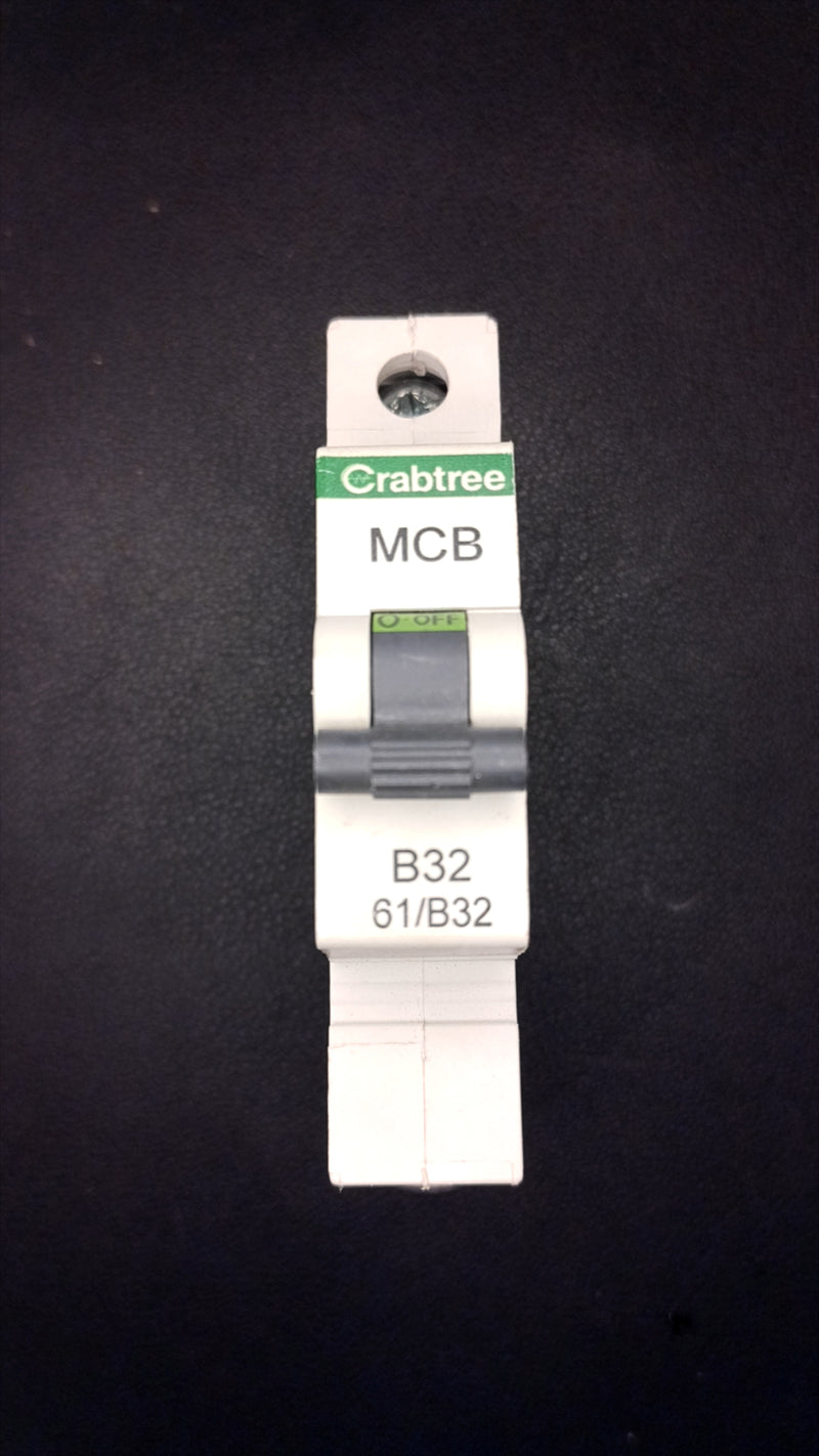 B32 Crabtree 61/B32 32A Series 3 MCB